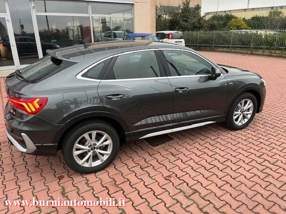 Audi Q3 Sportback nuova a Milano (5)