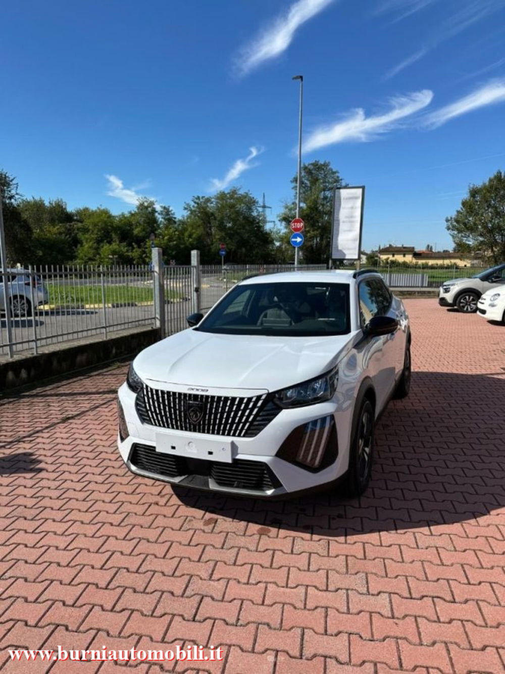 Peugeot 2008 nuova a Milano