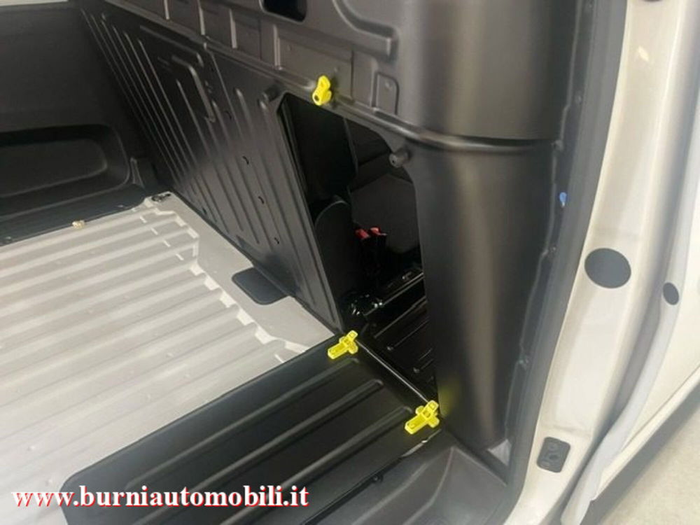 Toyota Proace City nuova a Milano (13)