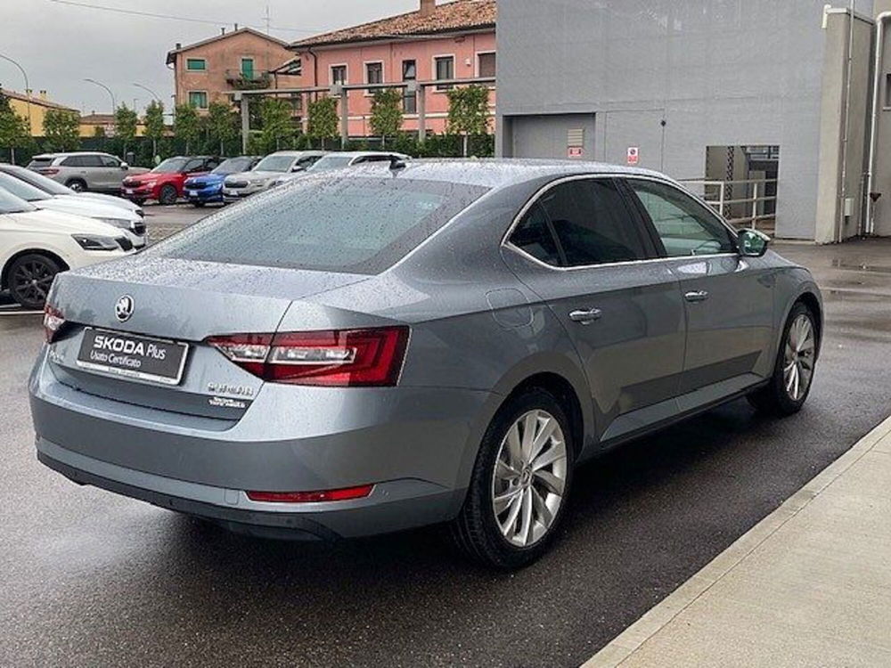 Skoda Superb usata a Verona (6)