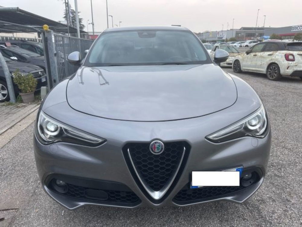 Alfa Romeo Stelvio usata a Lodi (2)