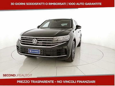 Volkswagen Touareg 3.0 V6 tsi ehybrid Elegance 381cv auto nuova a San Giovanni Teatino