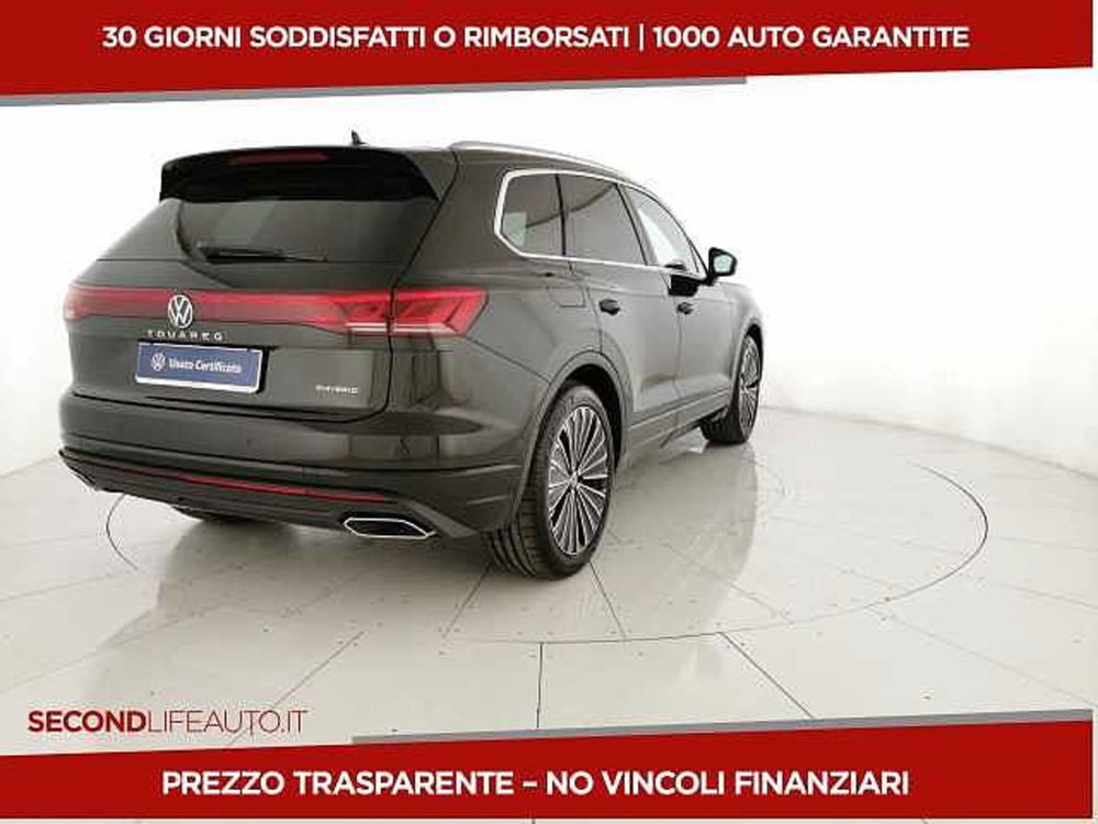 Volkswagen Touareg nuova a Chieti (3)