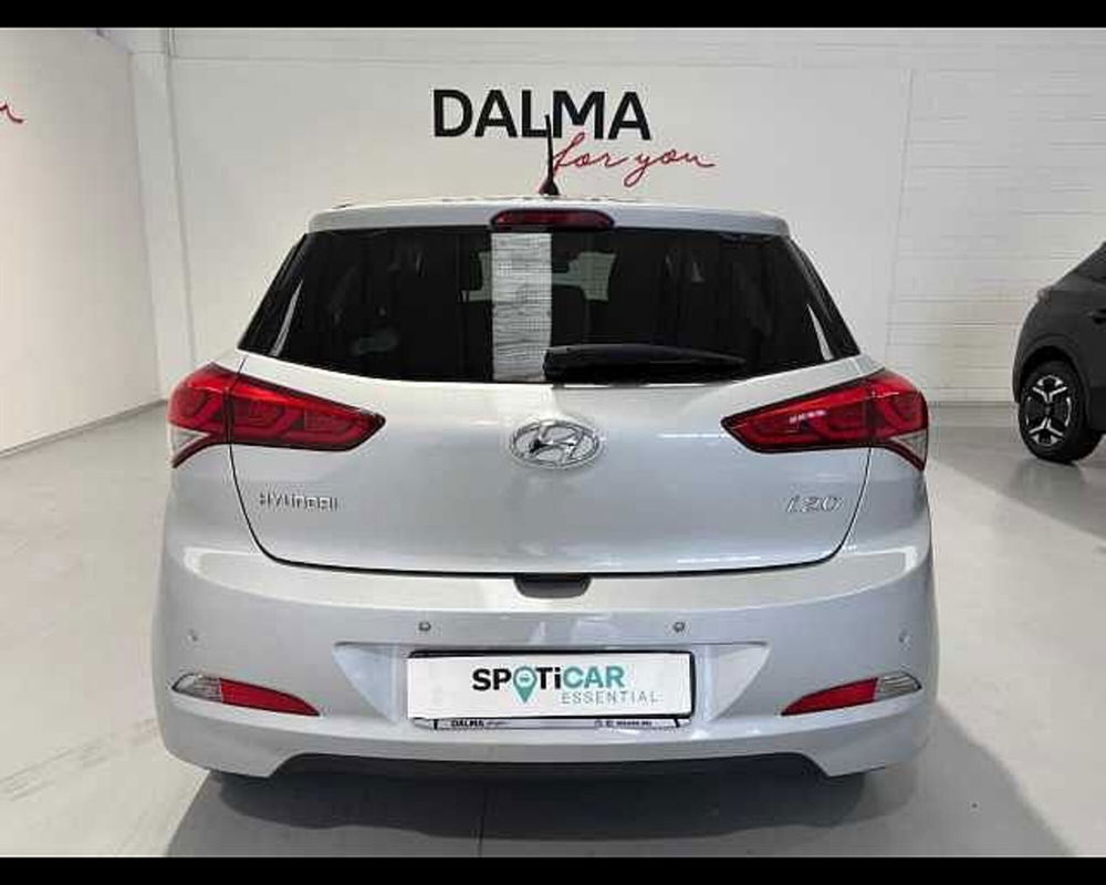 Hyundai i20 usata a Milano (5)