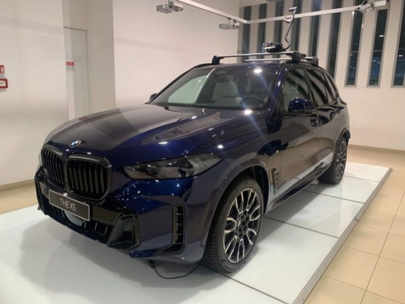 BMW X5 xDrive30d 48V Msport  nuova a Lecce