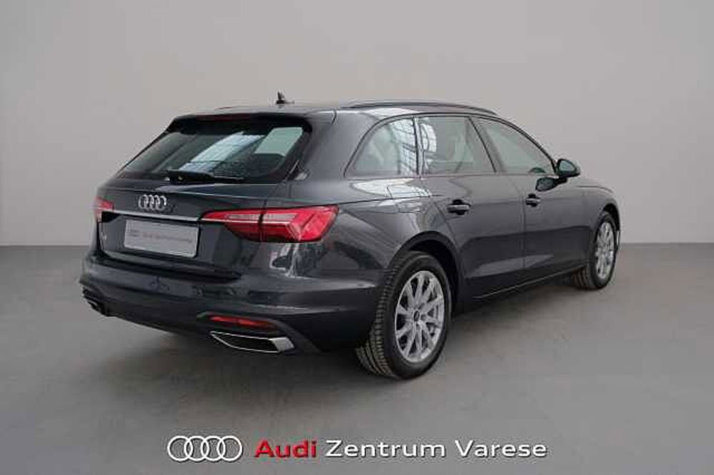 Audi A4 Avant nuova a Varese (4)