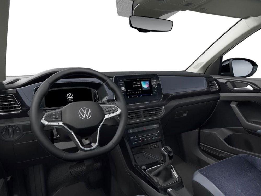 Volkswagen T-Cross nuova a Novara (6)