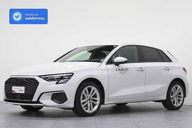 Audi A3 Sportback 30 2.0 tdi Business Advanced del 2022 usata a Barni