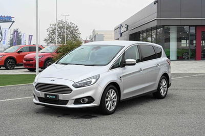 Ford S-Max 2.0 TDCi 150CV Start&amp;Stop Powershift 7 posti Vignale del 2017 usata a Pianezza