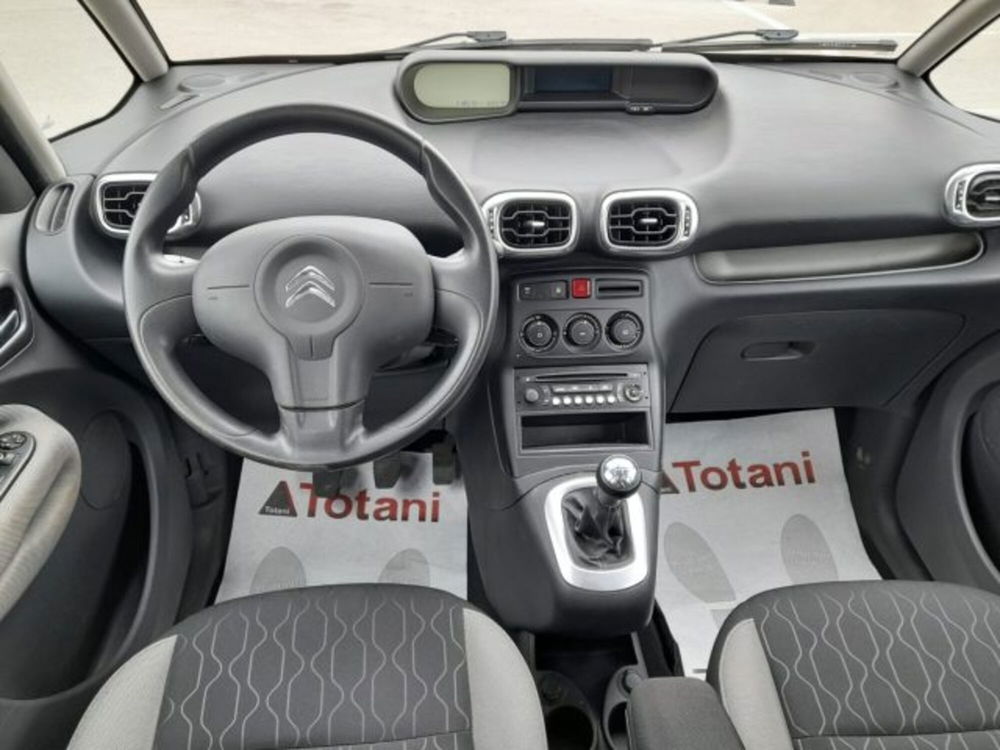 Citroen C3 Picasso usata a L'Aquila (8)