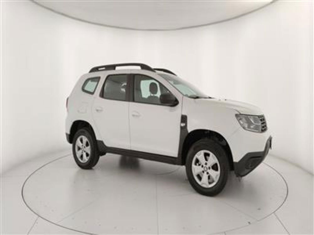 Dacia Duster usata a Bari (10)