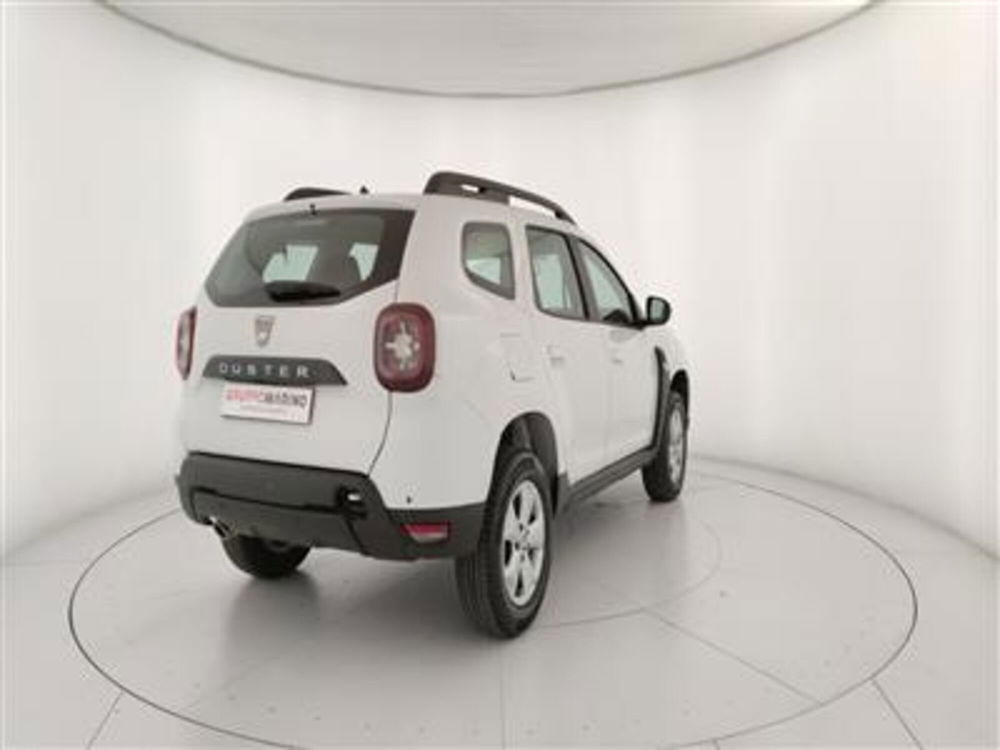 Dacia Duster usata a Bari (7)