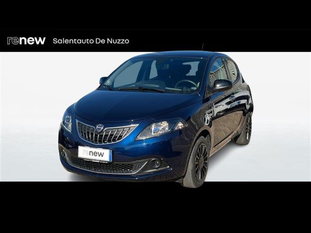 Lancia Ypsilon usata a Lecce