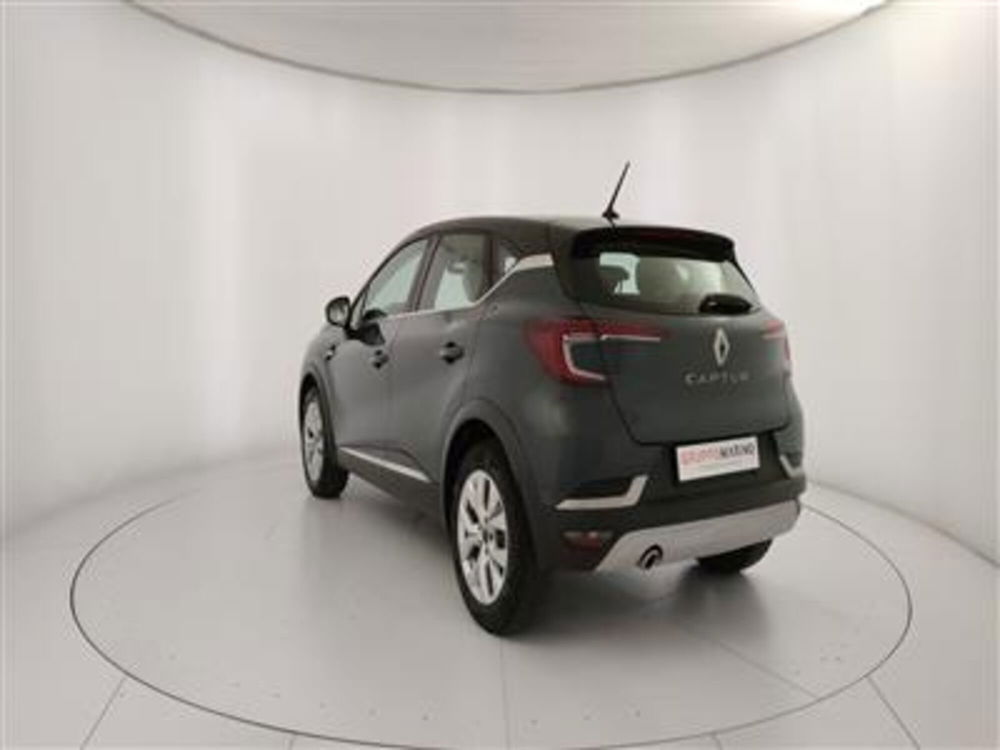 Renault Captur usata a Bari (5)