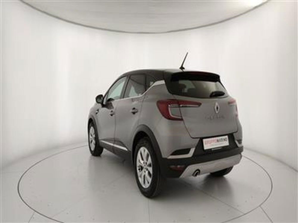 Renault Captur usata a Bari (5)