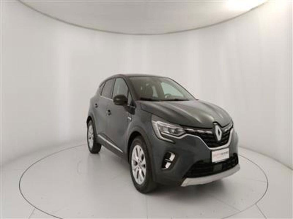 Renault Captur usata a Bari (11)