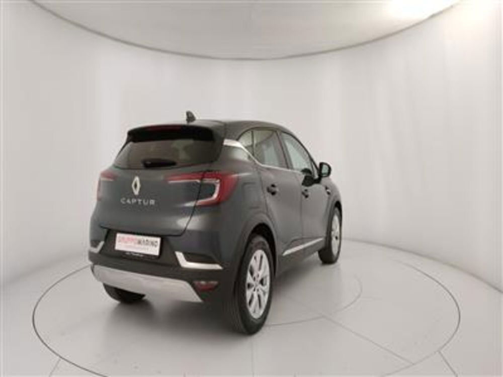 Renault Captur usata a Bari (7)