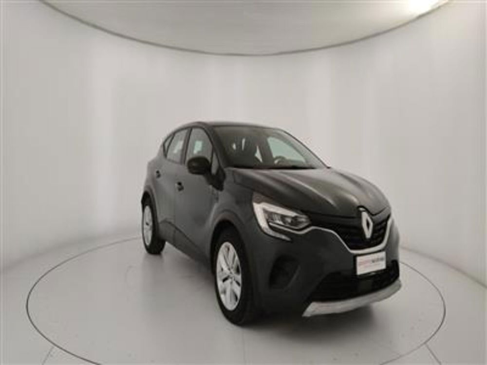 Renault Captur usata a Bari (11)