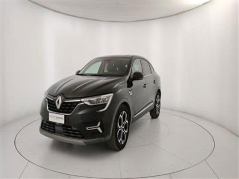 Renault Arkana E-Tech 145 CV Intens  del 2022 usata a Bari