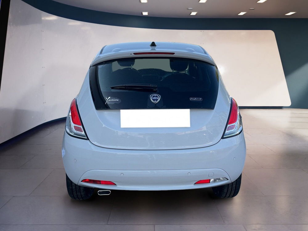 Lancia Ypsilon usata a Torino (5)