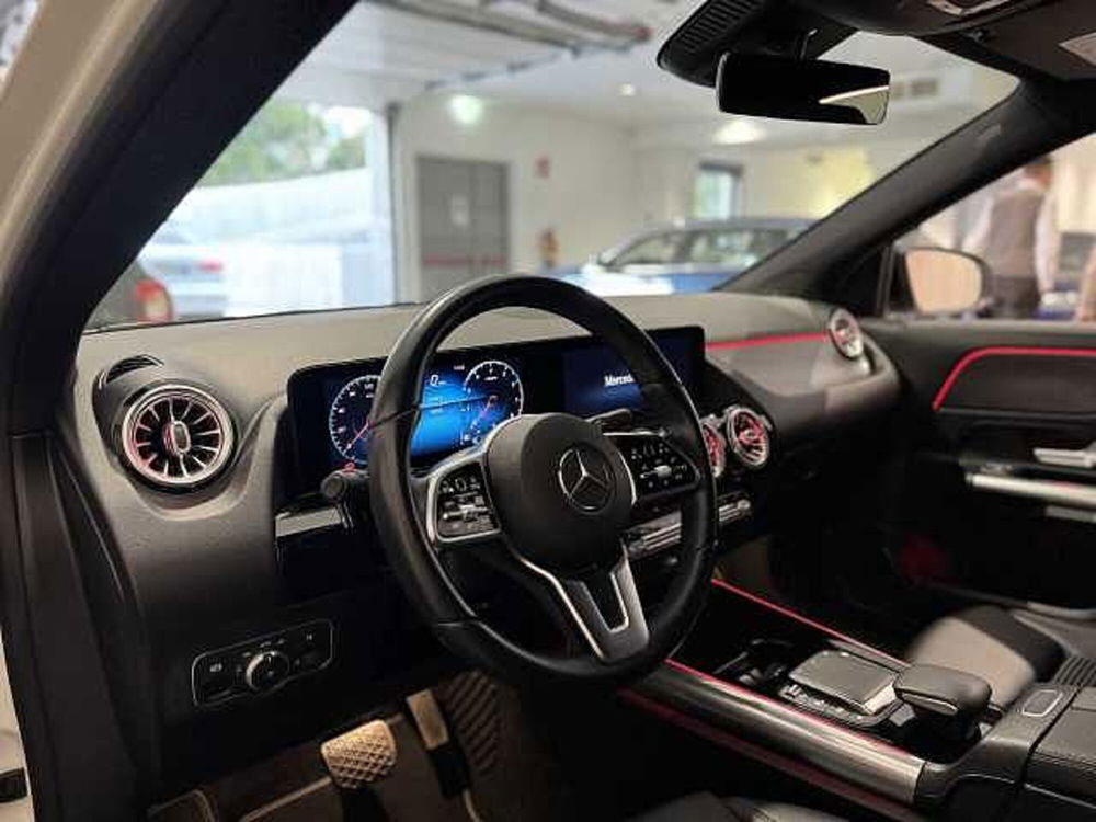 Mercedes-Benz GLA SUV usata a Genova (9)