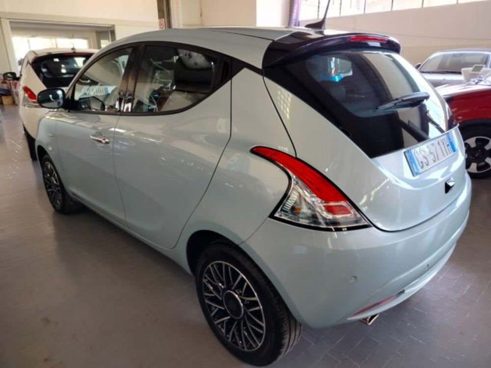 Lancia Ypsilon usata a Forlì-Cesena (11)