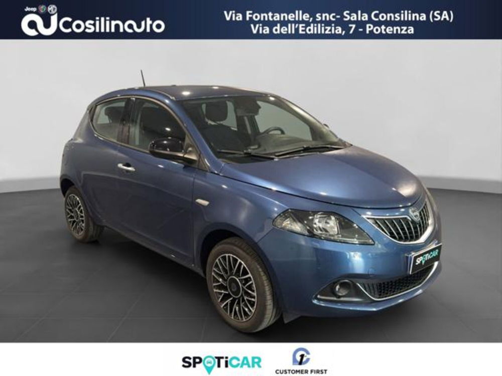 Lancia Ypsilon usata a Salerno (7)