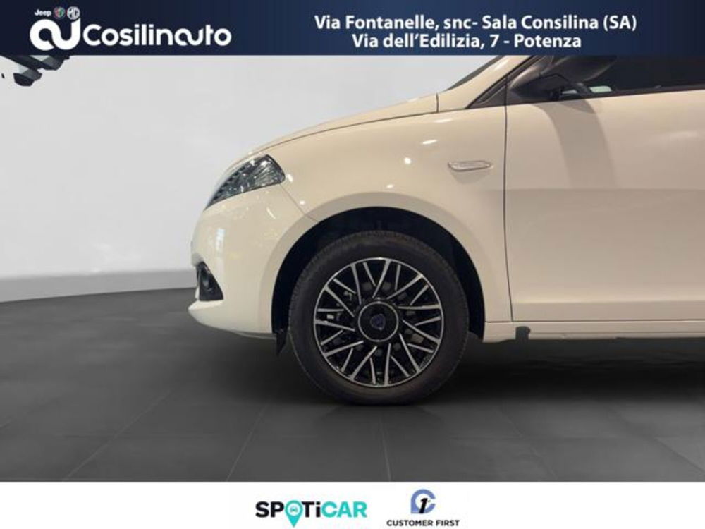 Lancia Ypsilon usata a Salerno (18)