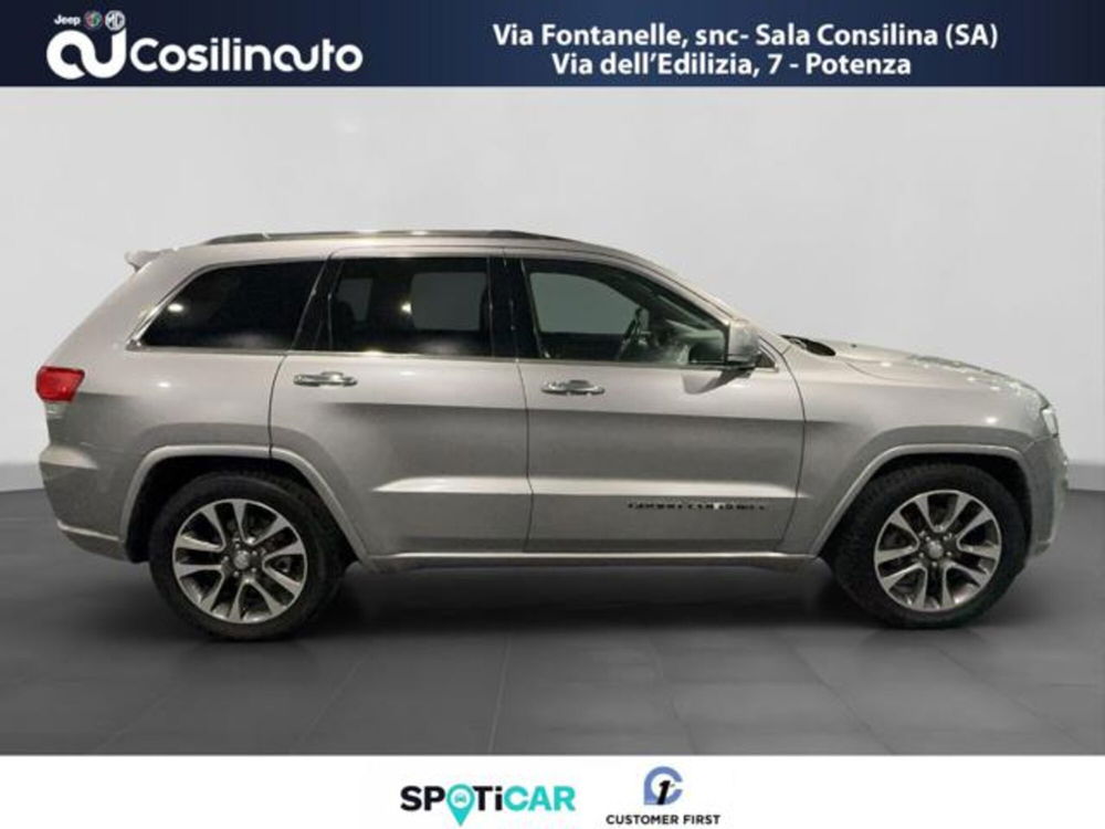 Jeep Grand Cherokee usata a Salerno (6)