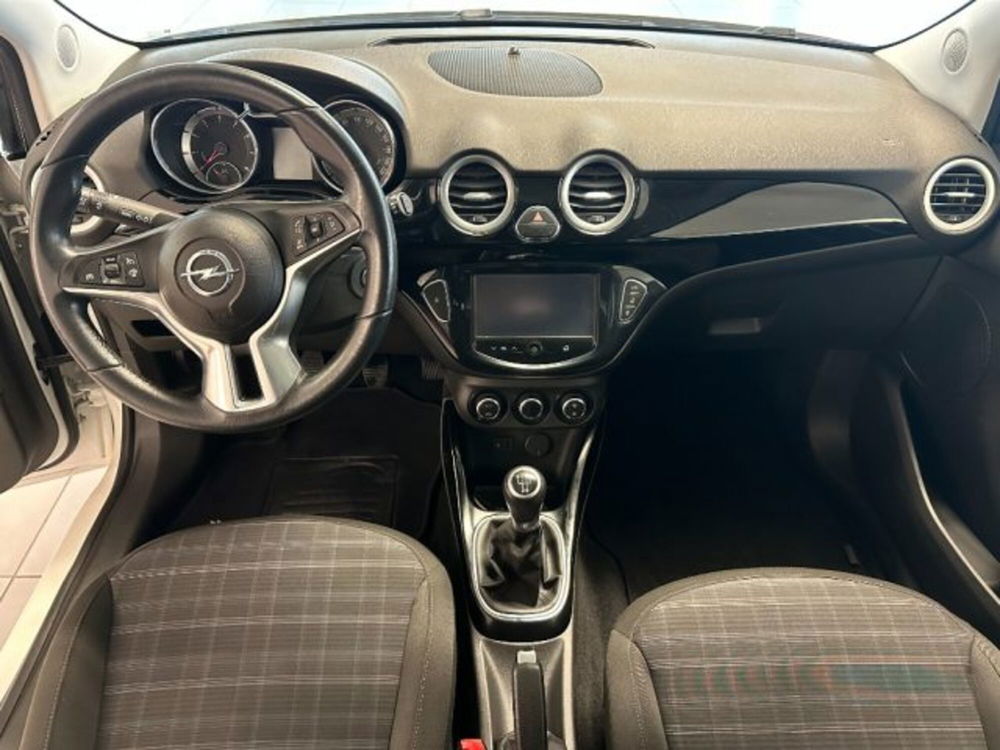 Opel Adam usata a Cuneo (11)