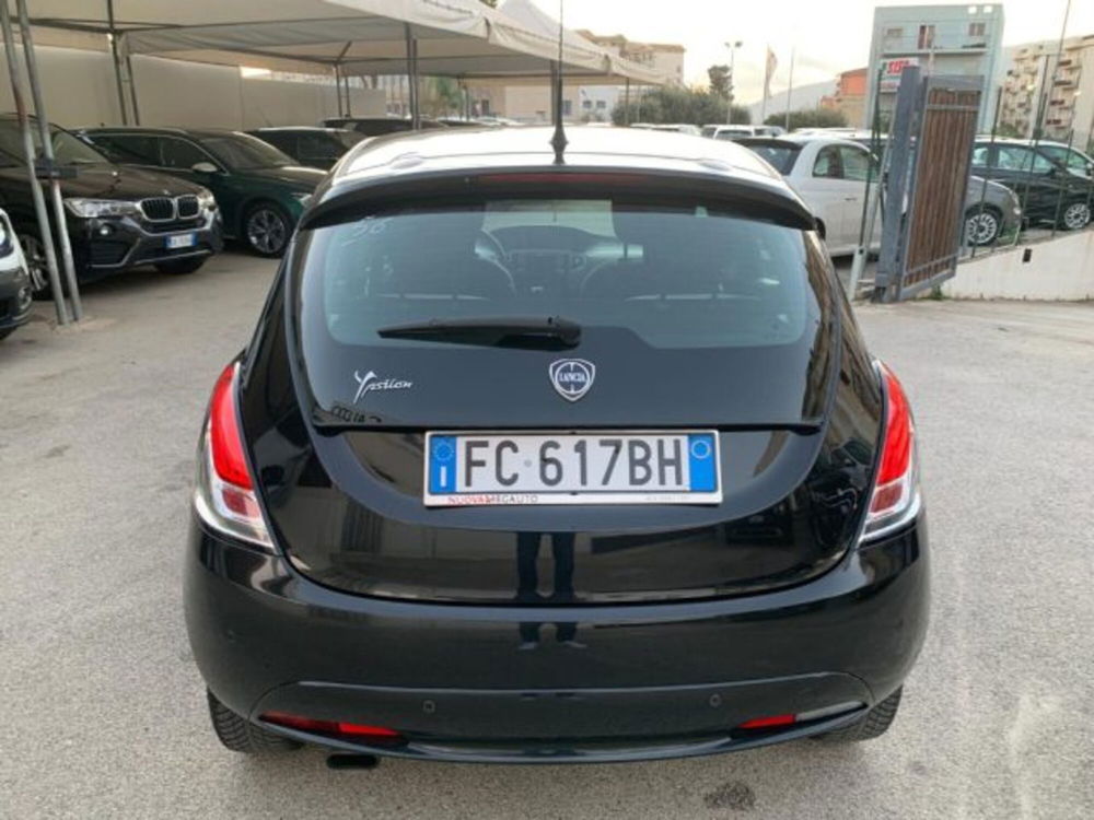 Lancia Ypsilon usata a Trapani (14)