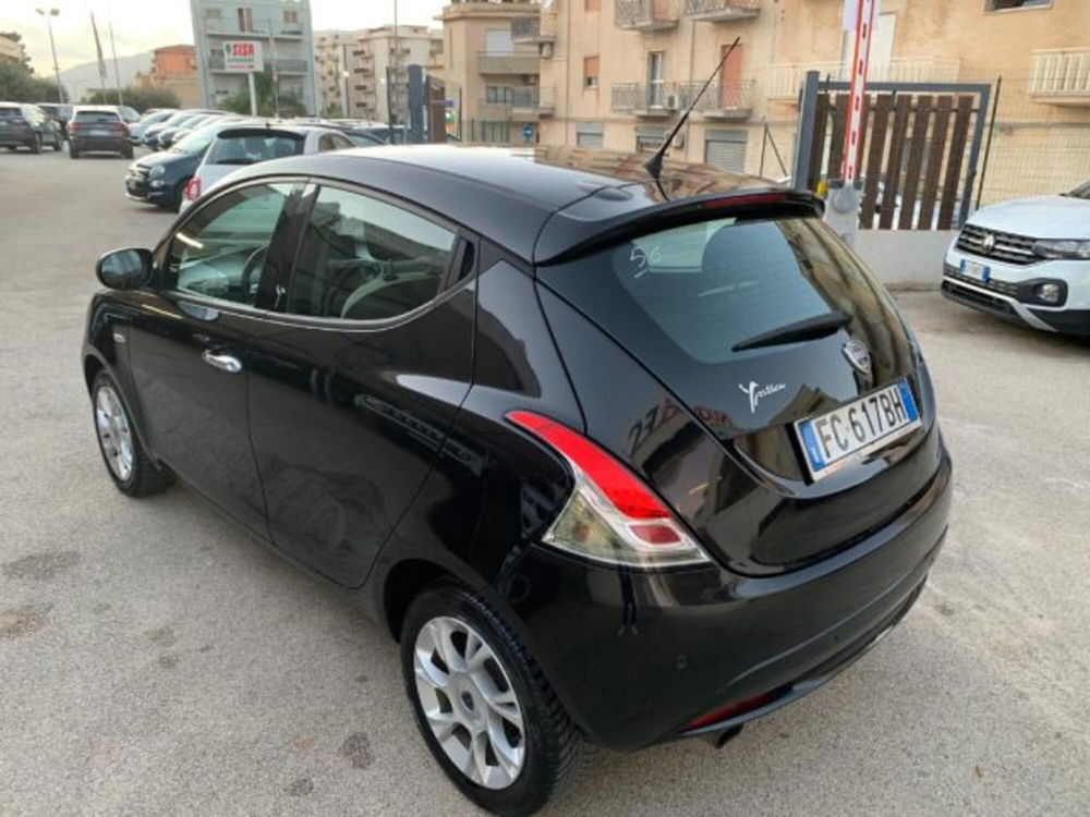 Lancia Ypsilon usata a Trapani (15)