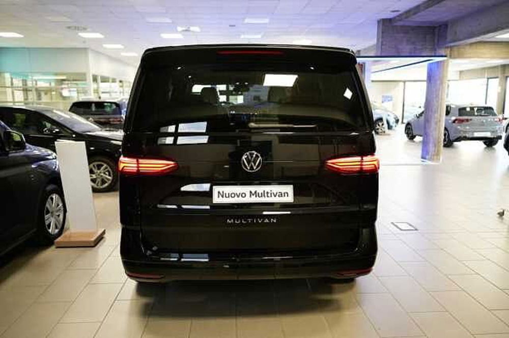 Volkswagen Multivan nuova a Rovigo (14)