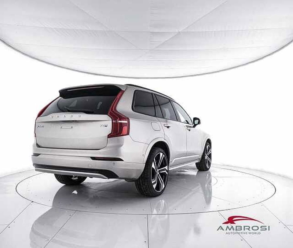 Volvo XC90 nuova a Viterbo (3)