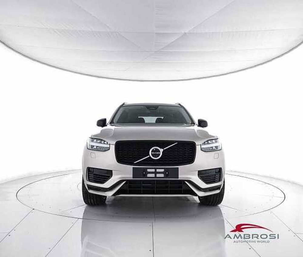 Volvo XC90 nuova a Viterbo (5)