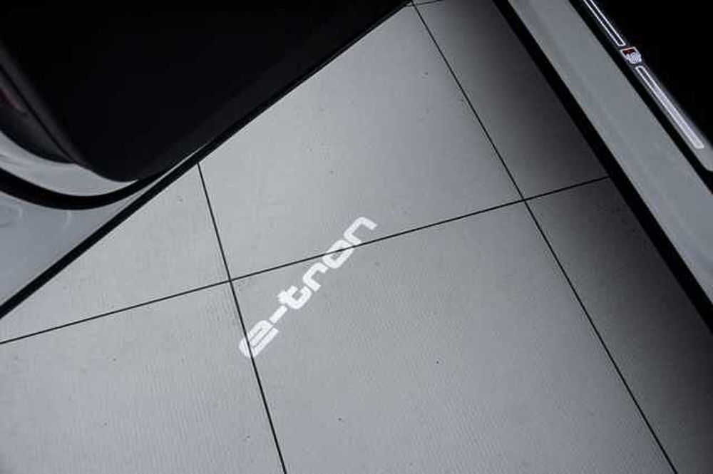 Audi e-tron Sportback usata a Varese (14)