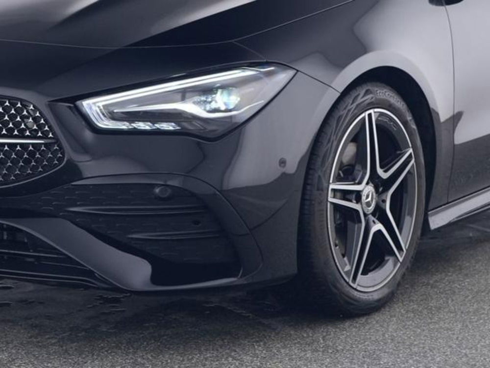 Mercedes-Benz CLA Shooting Brake usata a Milano (3)