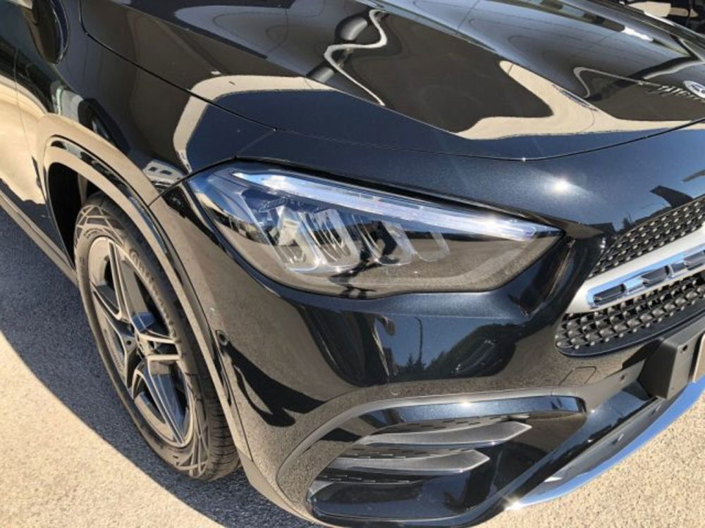 Mercedes-Benz GLA SUV nuova a Potenza (18)