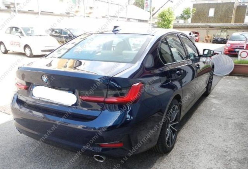 BMW Serie 3 usata a Lecce (2)