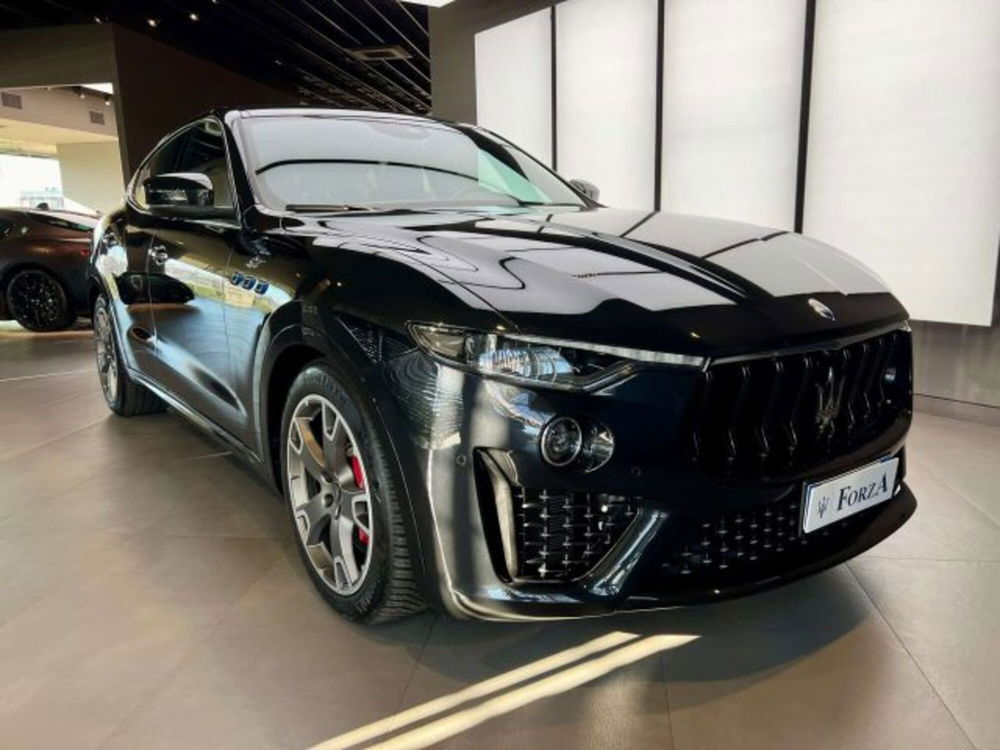 Maserati Levante usata a Torino (3)