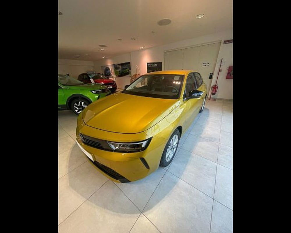 Opel Astra nuova a Alessandria