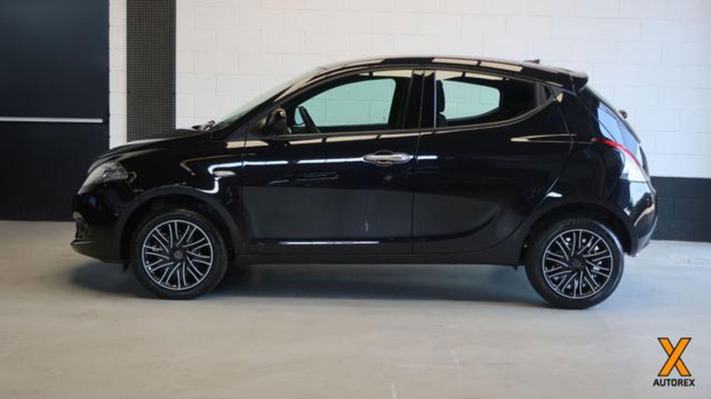 Lancia Ypsilon nuova a Varese (5)