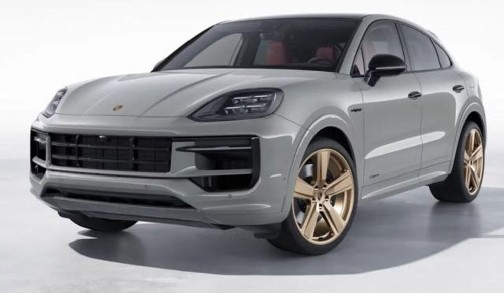 Porsche Cayenne nuova a Livorno