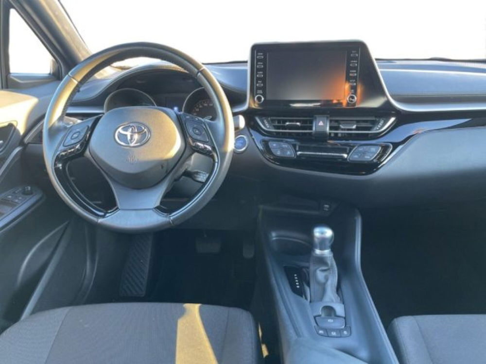 Toyota Toyota C-HR usata a Vercelli (9)