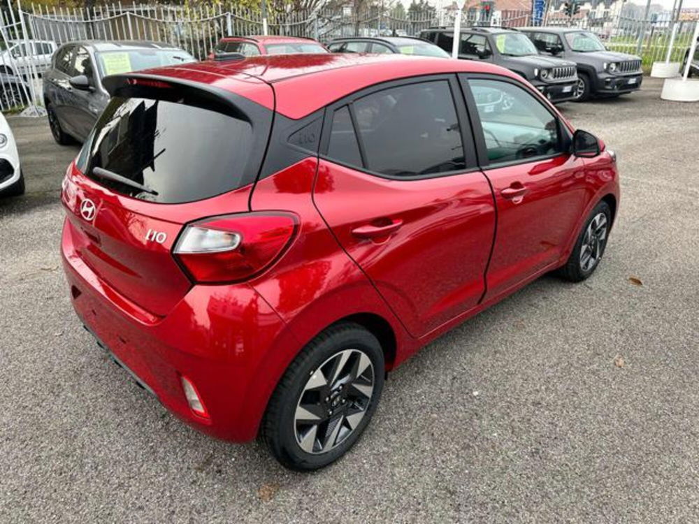 Hyundai i10 nuova a Milano (4)