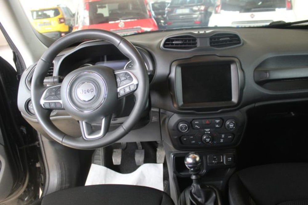 Jeep Renegade usata a Terni (11)