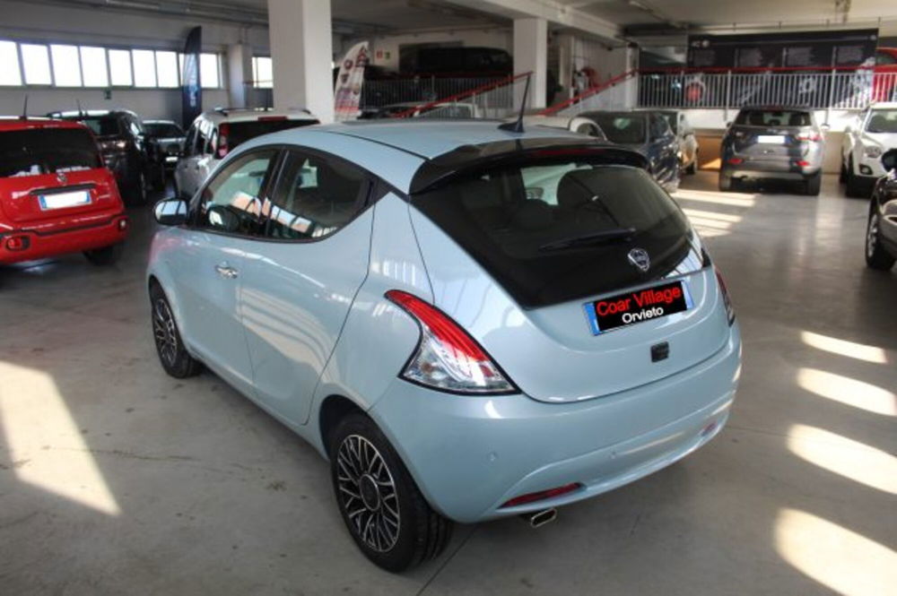 Lancia Ypsilon usata a Terni (4)