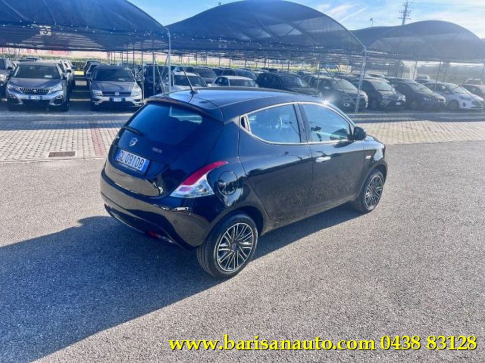 Lancia Ypsilon usata a Treviso (2)