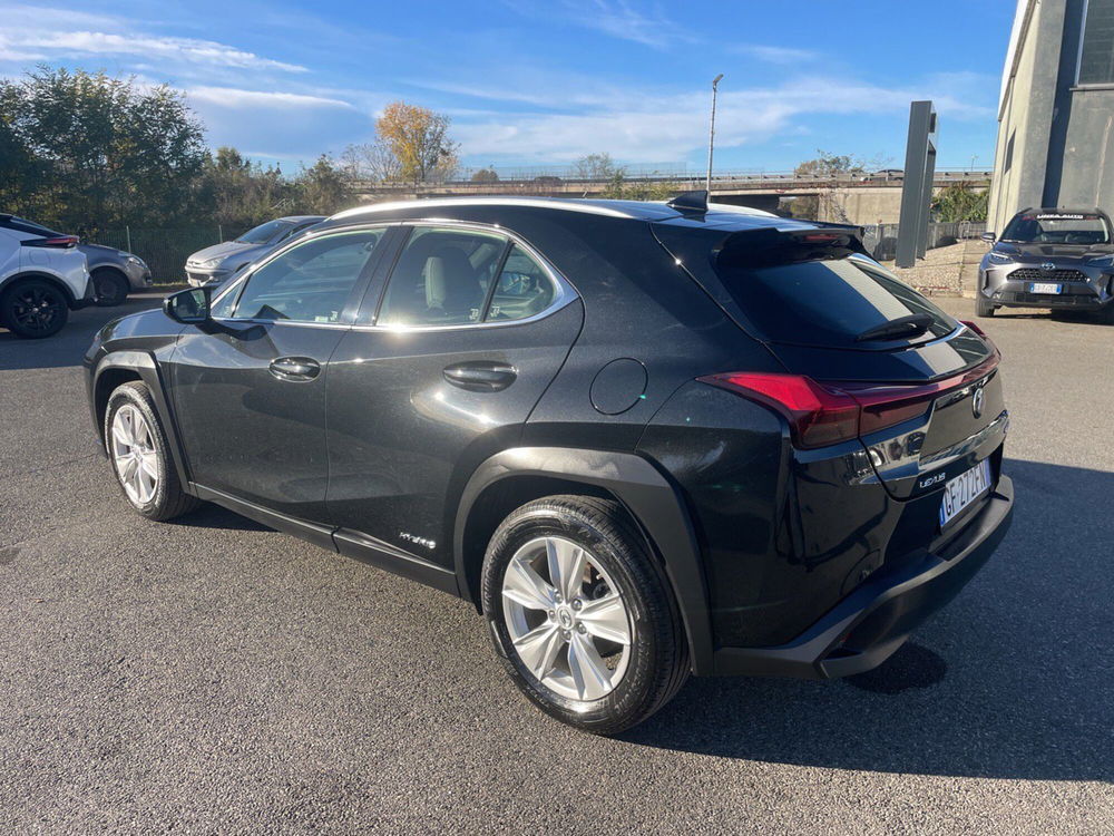 Lexus UX usata a Piacenza (3)