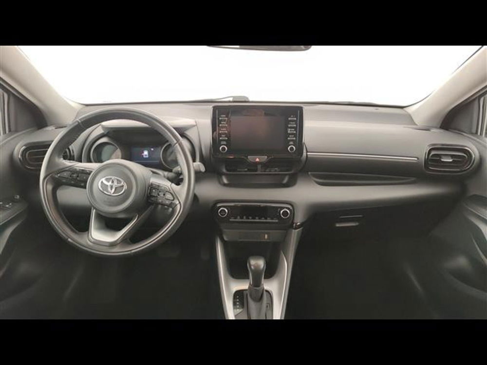 Toyota Yaris usata a Milano (12)